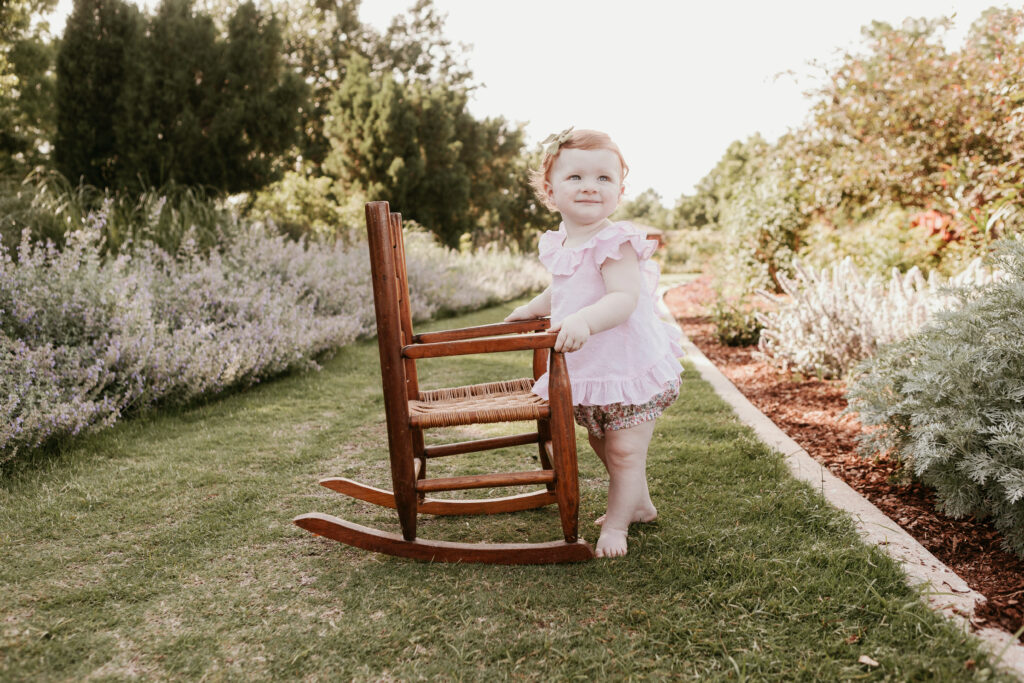 baby girl outdoor cake smash
